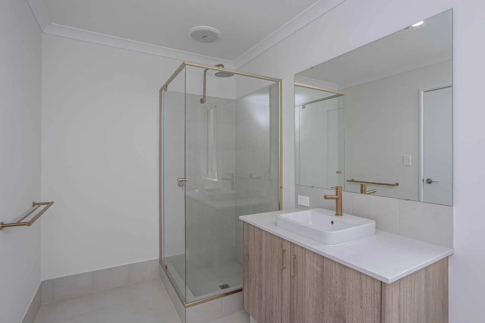 Additional image 11 of 27 Cambered Avenue, Yanchep WA 6035
