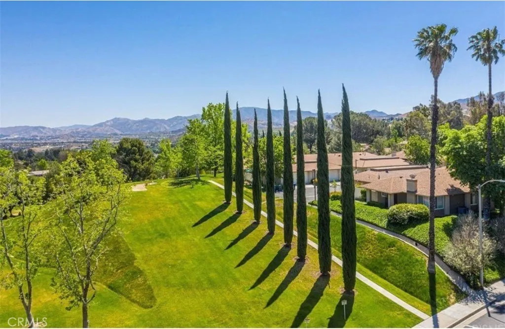 26172 Rainbow Glen Dr, Newhall, CA 91321