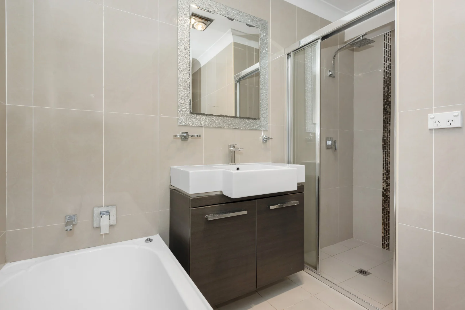Additional image 4 of 23/7-9 Queens Road, Westmead NSW 2145