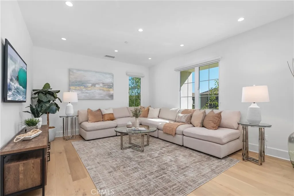 Additional image 28 of 201 Fiore, Irvine, CA 92602