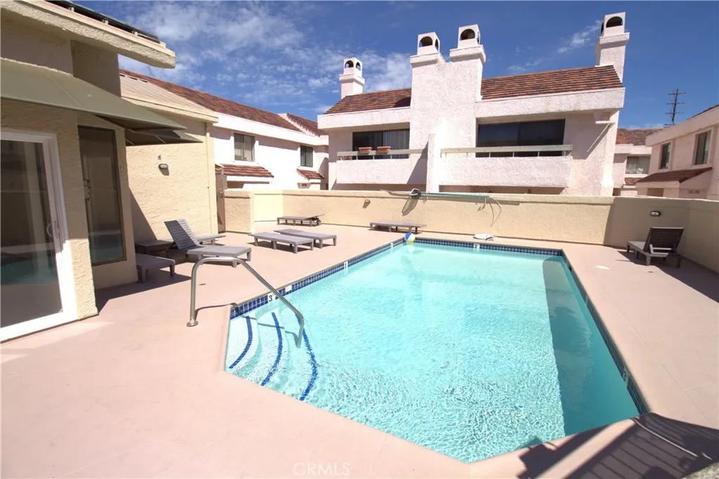 Additional image 58 of 9906 Owensmouth Ave Unit 12, Chatsworth, CA 91311