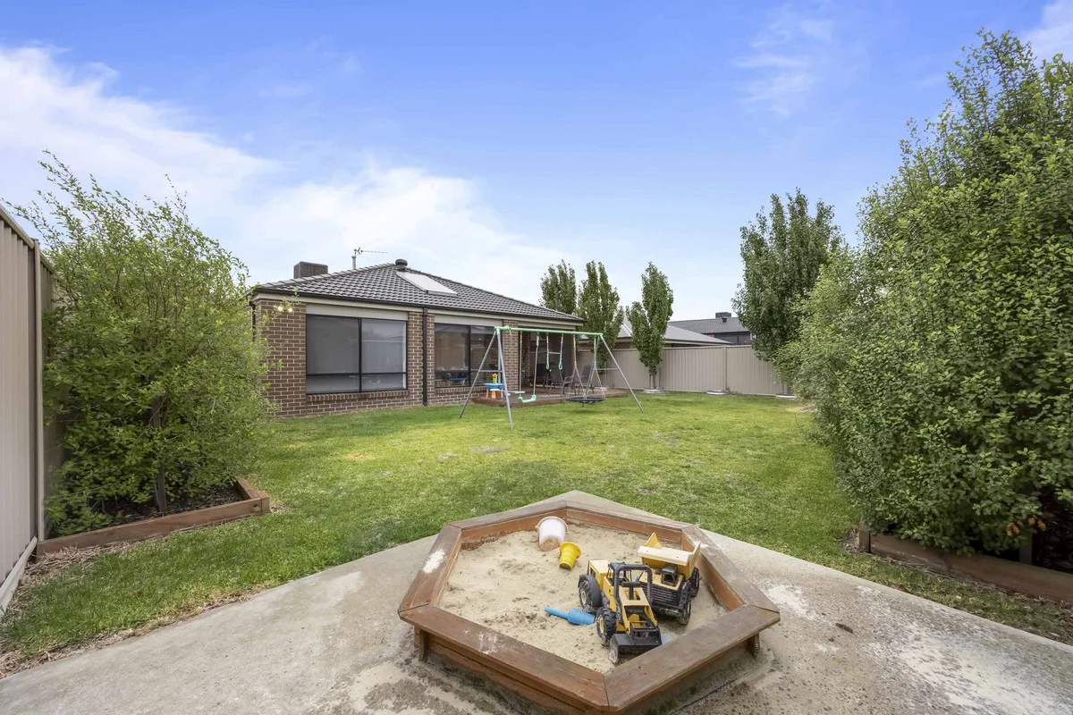 Additional image 25 of 7 Red Robin Drive, Winter Valley VIC 3358