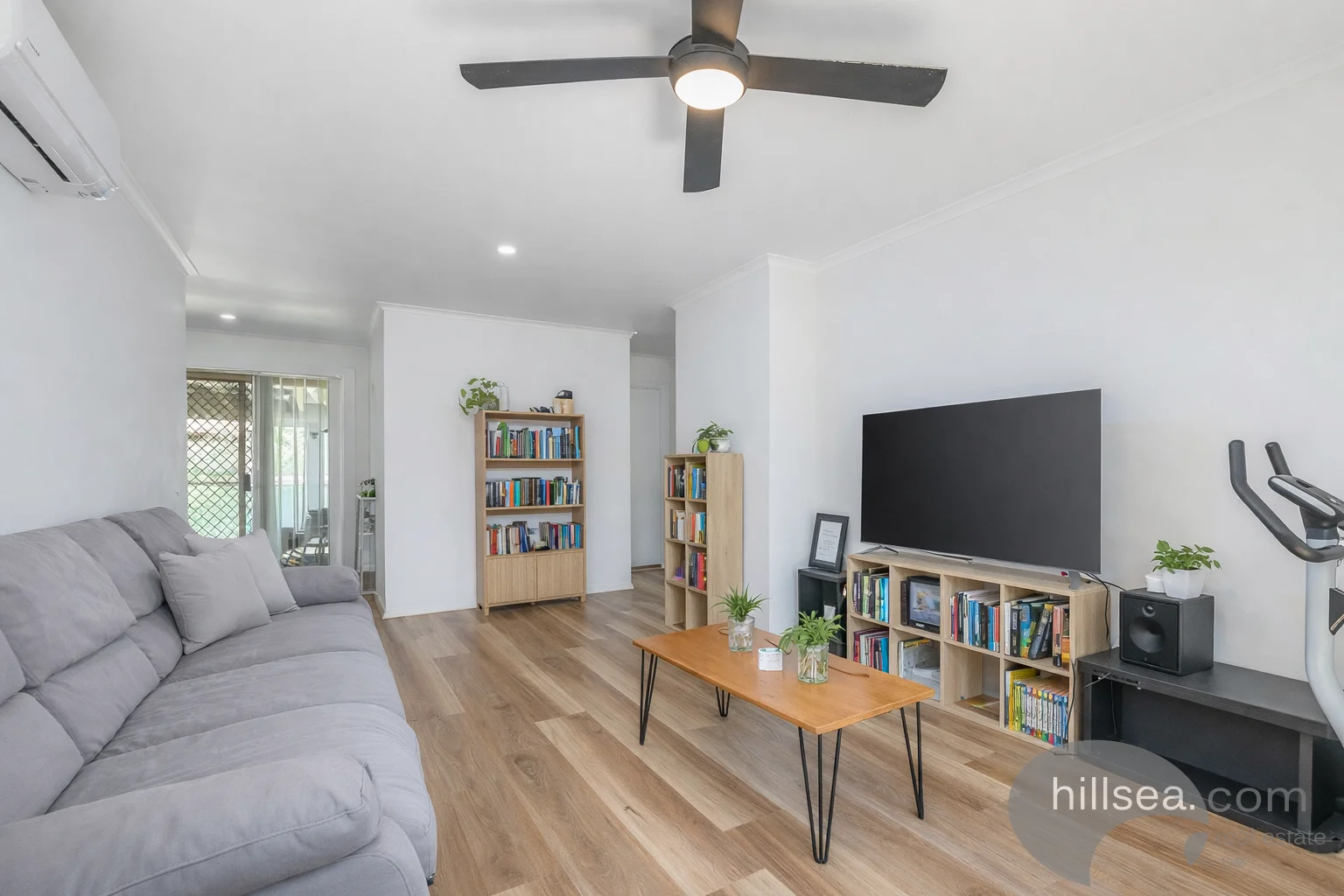 1/18 Orkney Place, Labrador QLD 4215 photo 4