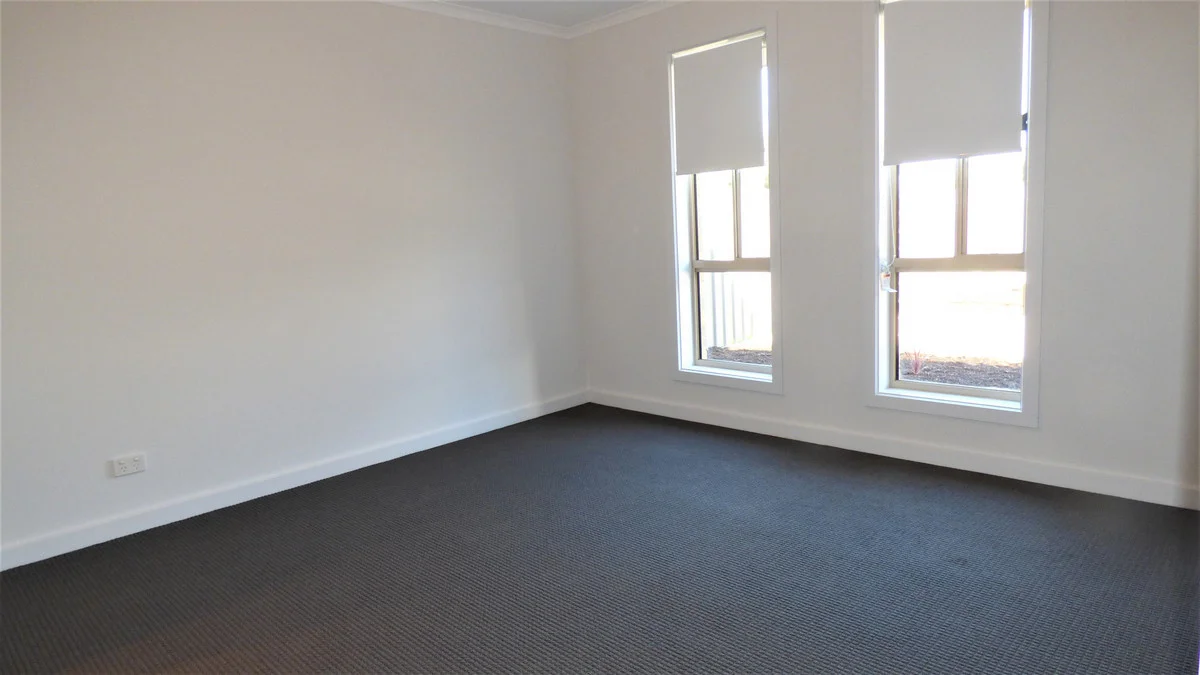 Additional image 5 of 14 Kalamata Court, Munno Para West SA 5115