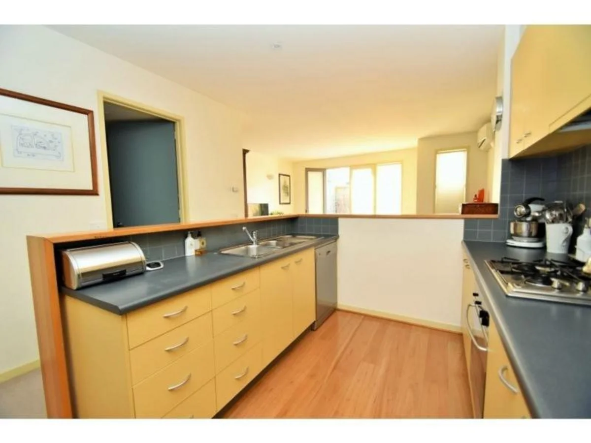 Additional image 2 of 2 Thomas Street, Port Melbourne VIC 3207
