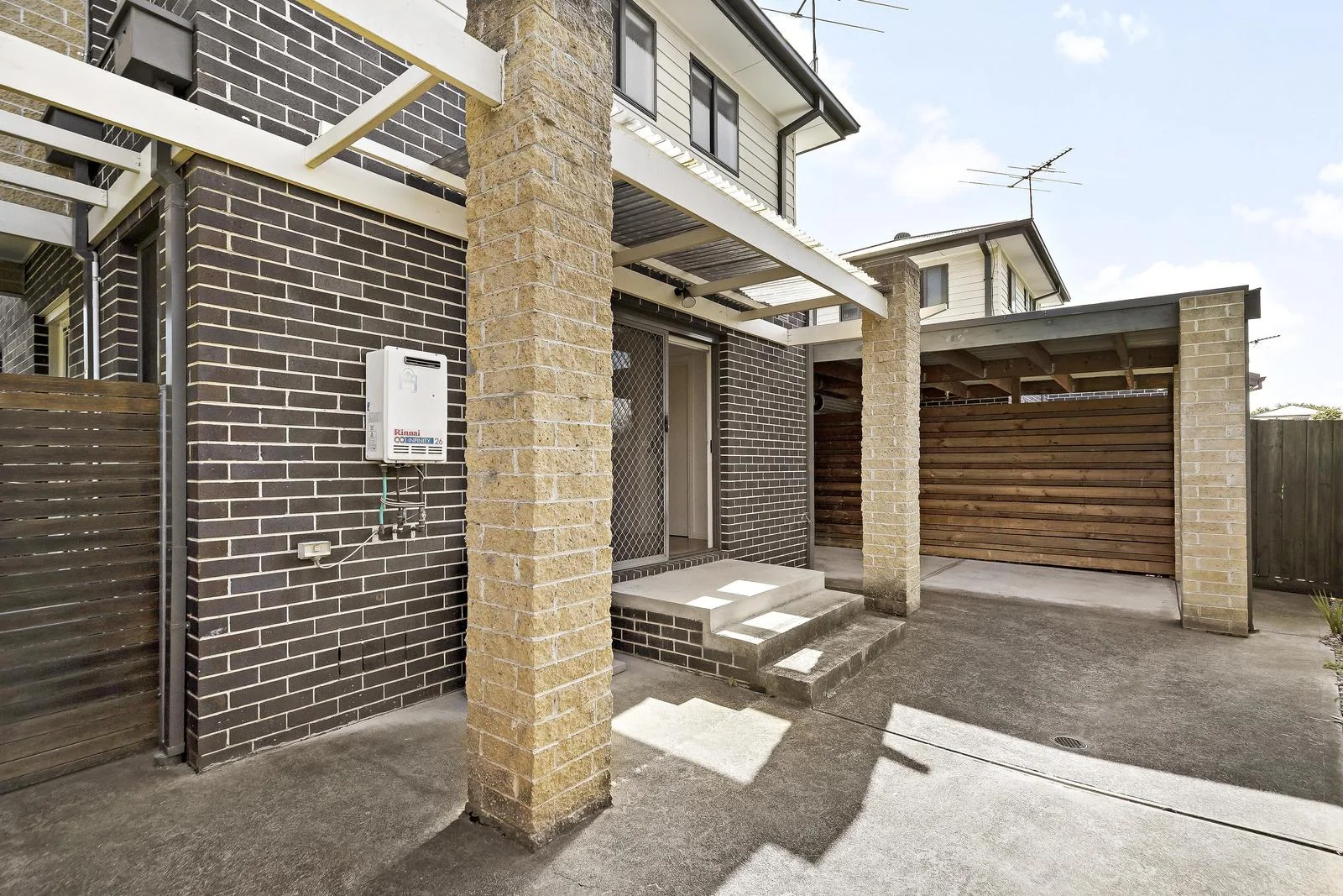 Additional image 7 of 1/7 Dunolly Crescent, Reservoir VIC 3073