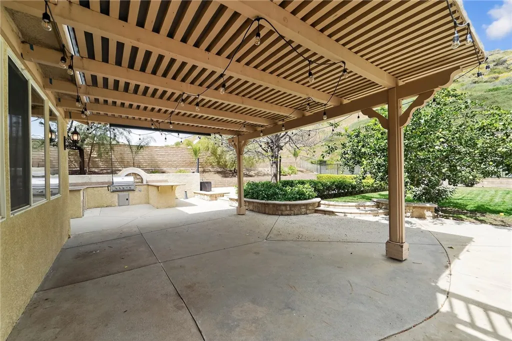 Additional image 31 of 25941 Verandah Court, Stevenson Ranch, CA 91381