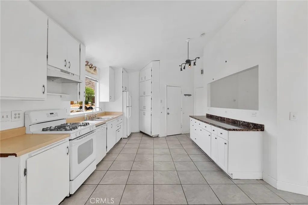 Additional image 9 of 72662 Sullivan, 29 Palms, CA 92277
