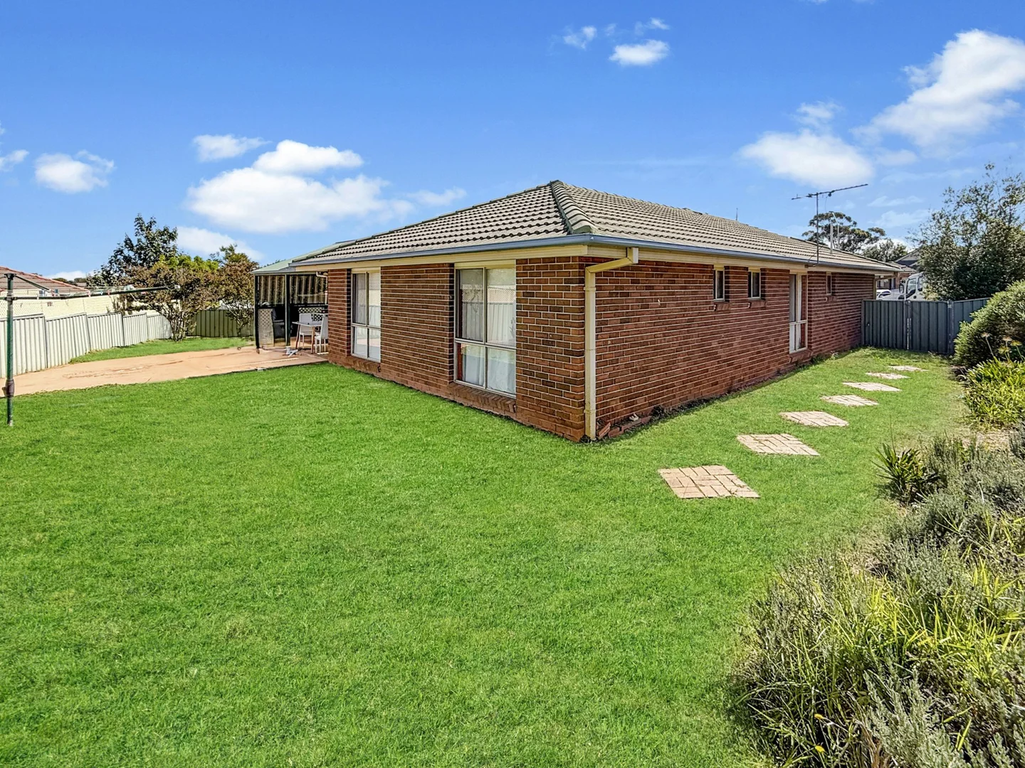 Additional image 15 of 10 Angel Court, Young NSW 2594
