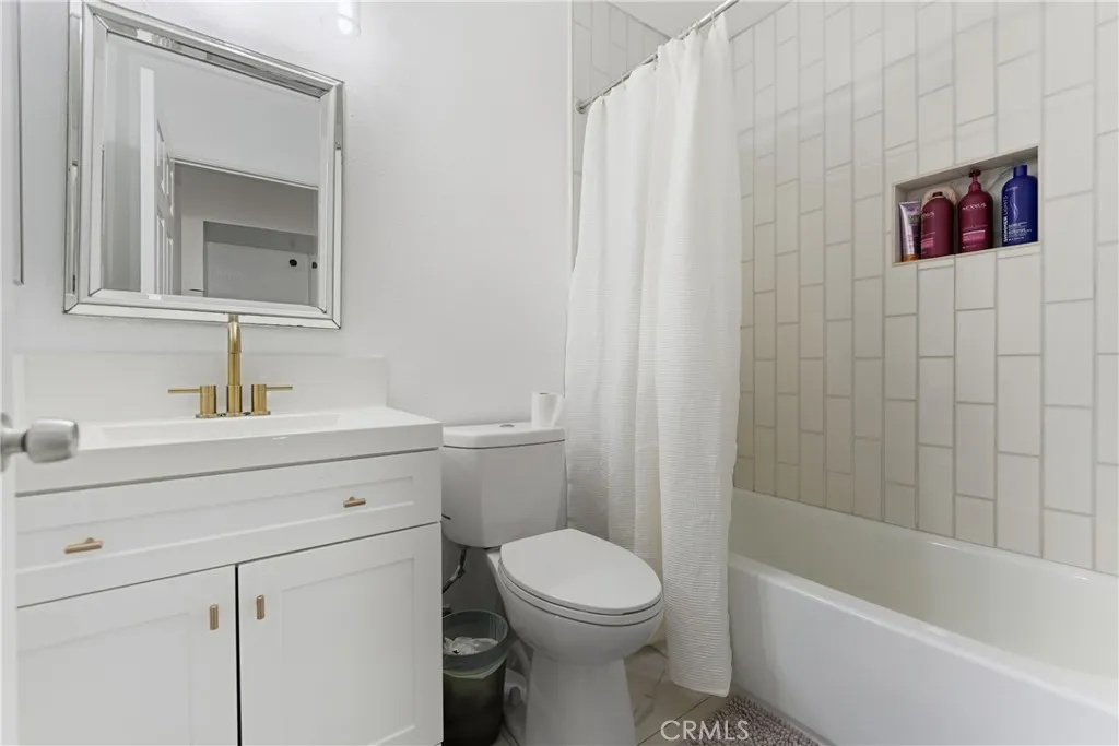 Additional image 8 of 2980 Alta View Drive Unit 204, San Diego, CA 92139