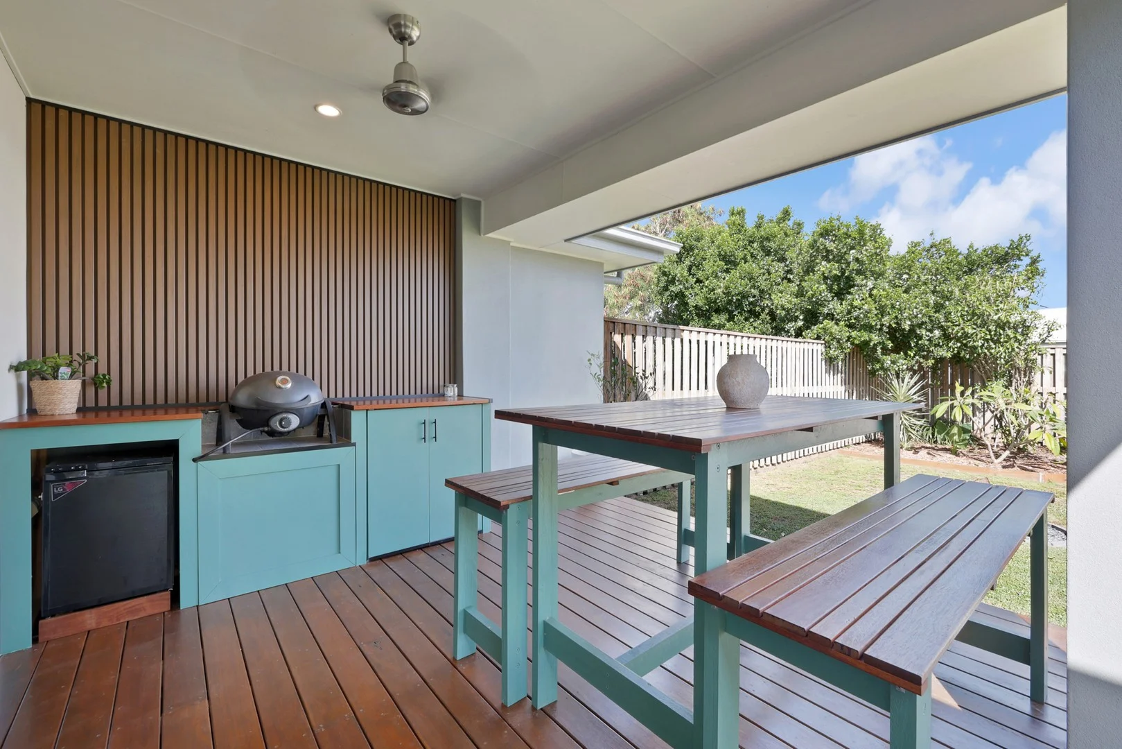 2/31 Schooner Avenue, Bucasia QLD 4750