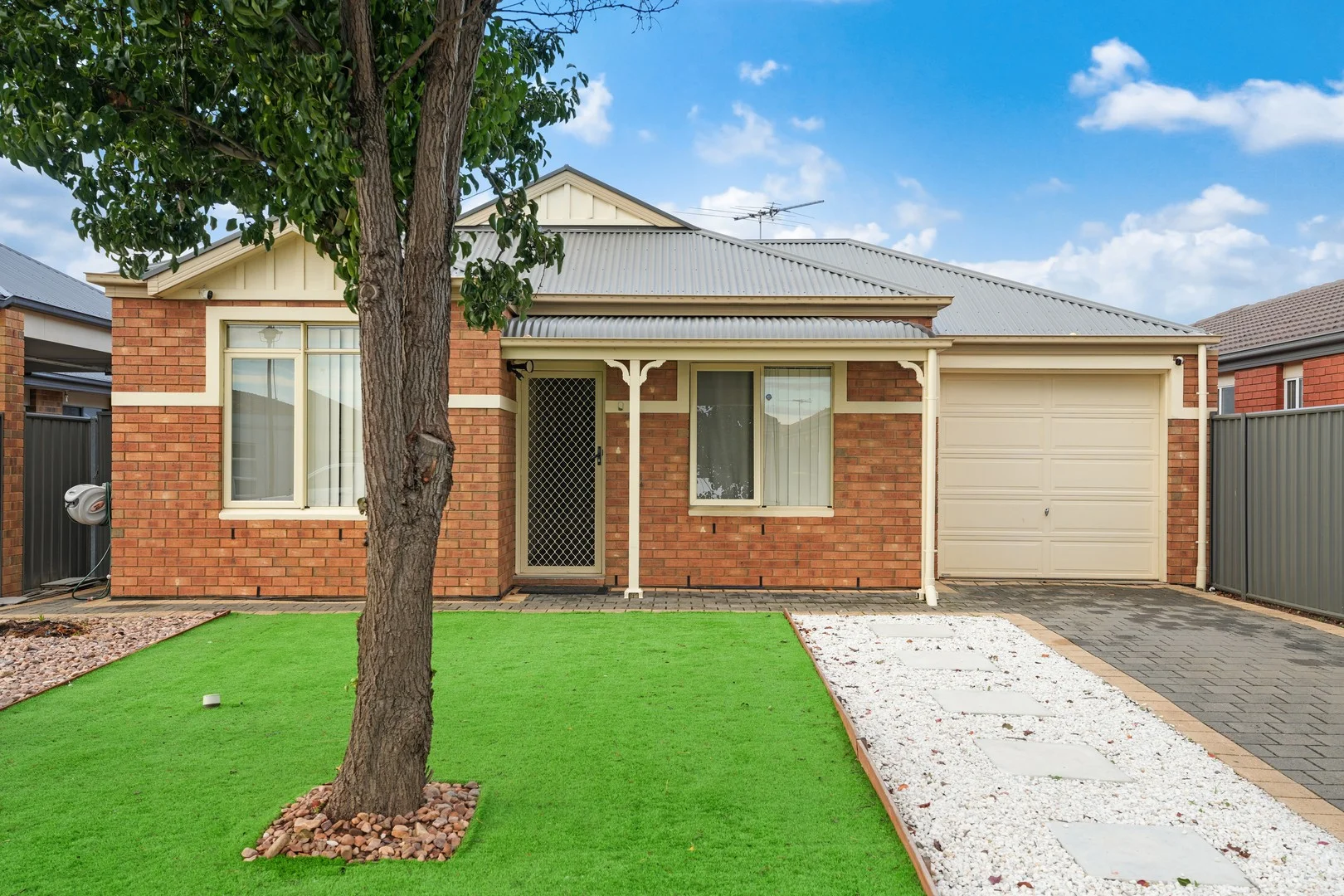 123 Lakeside Drive, Andrews Farm SA 5114
