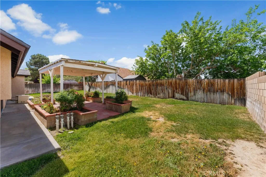 Additional image 34 of 38027 Raintree Ln, Palmdale, CA 93552