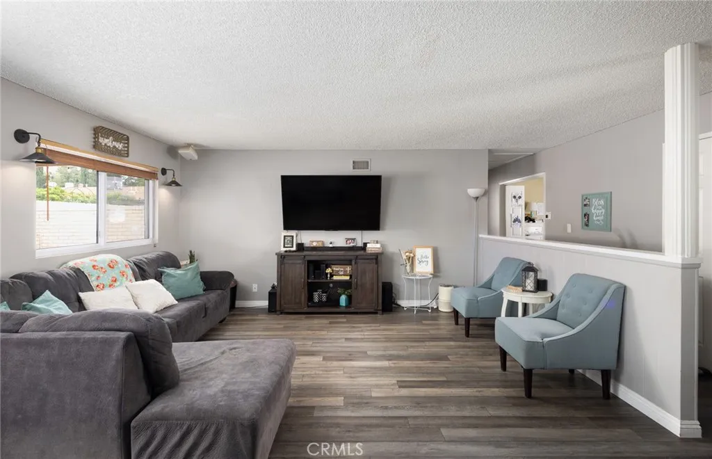 Additional image 36 of 21515 Alaminos Dr, Saugus, CA 91350