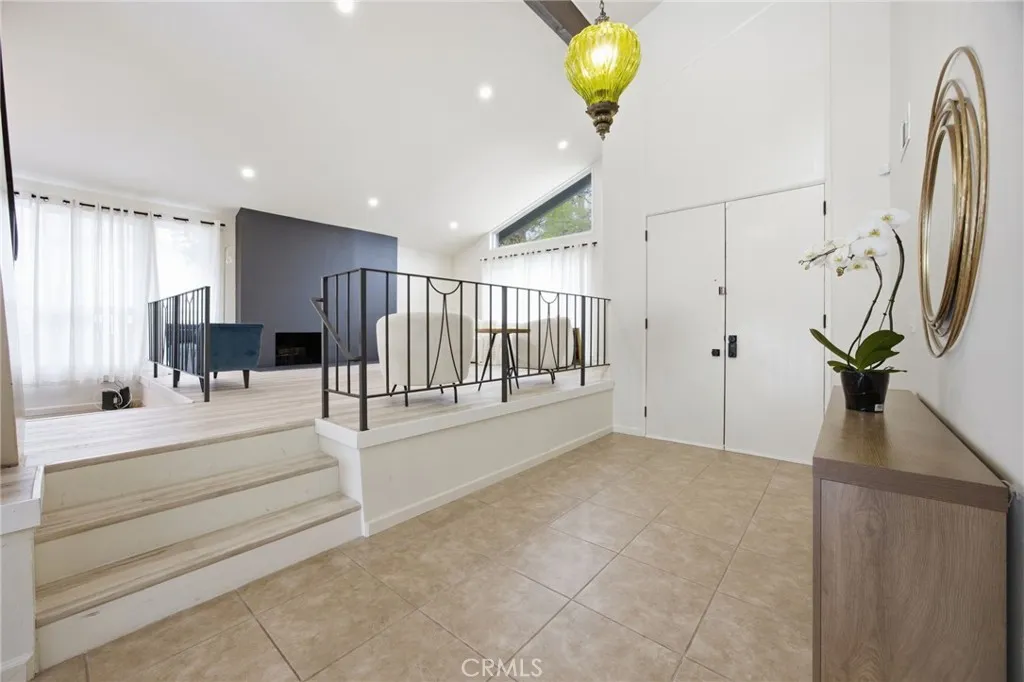 Additional image 3 of 10414 Andora Avenue, Chatsworth, CA 91311