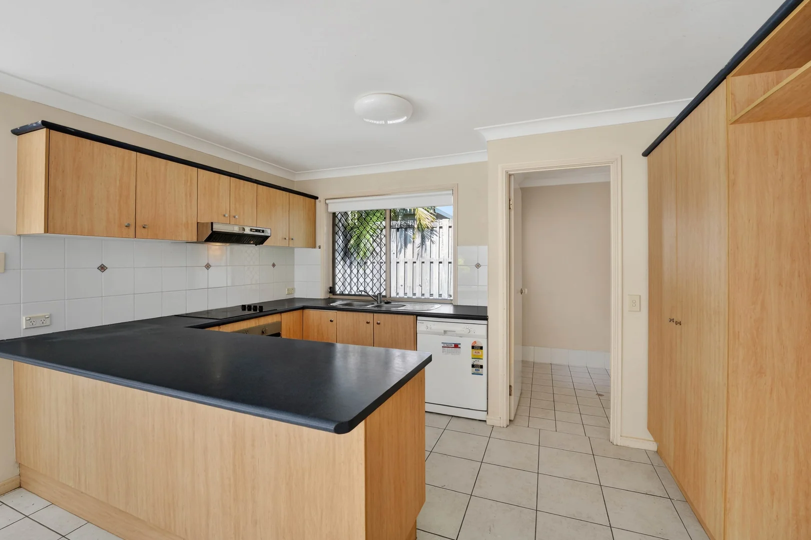 Additional image 4 of 44 Homebush Crescent, Sinnamon Park QLD 4073