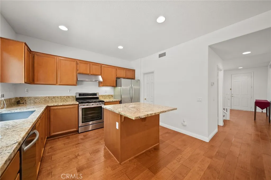 Additional image 75 of 24245 Silhouette Way, Valencia, CA 91354