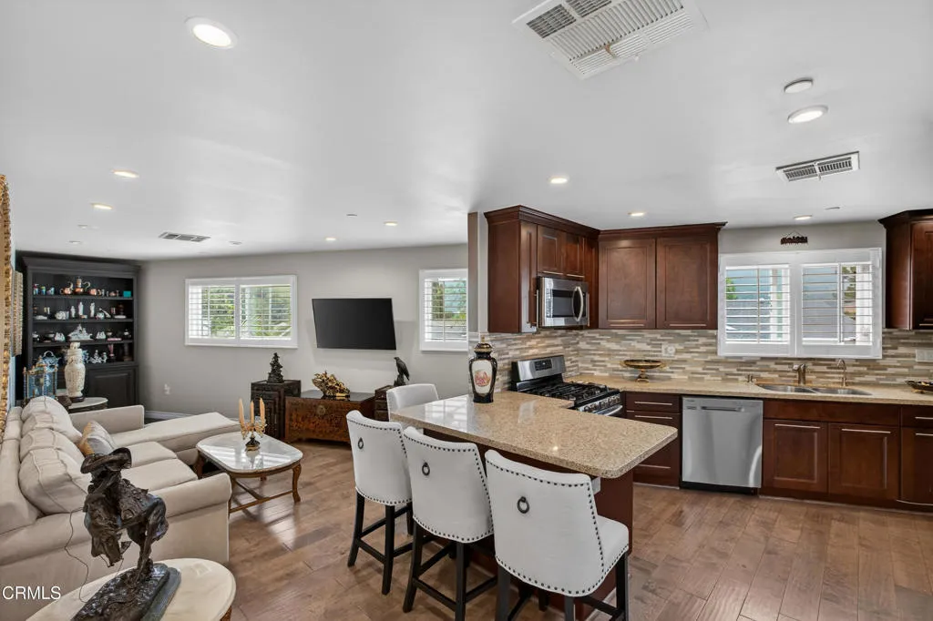 Additional image 33 of 9325 La Shell Drive, Tujunga, CA 91042
