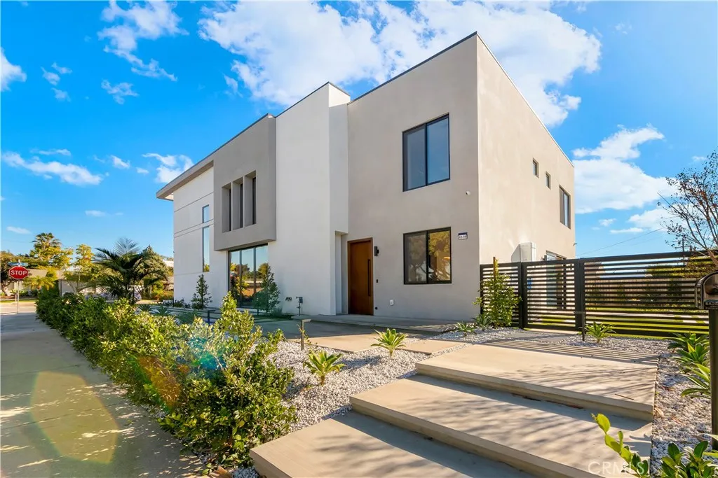 Additional image 96 of 853 Oak St, Costa Mesa, CA 92627