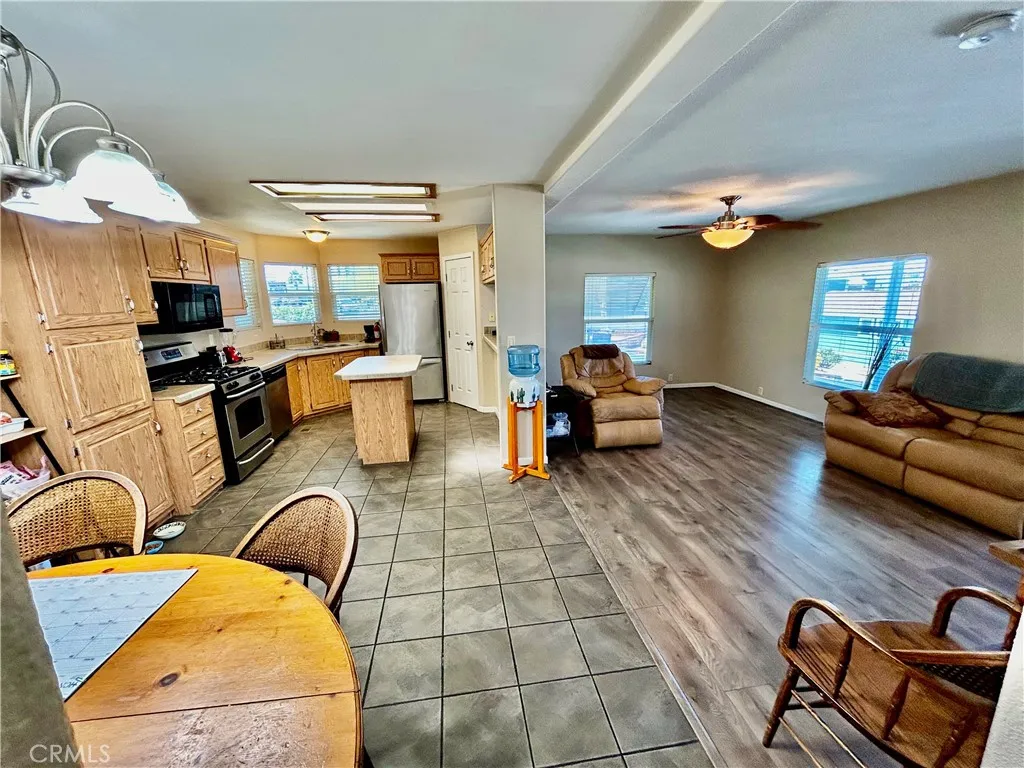 Additional image 39 of 1536 S State Unit 99, Hemet, CA 92543