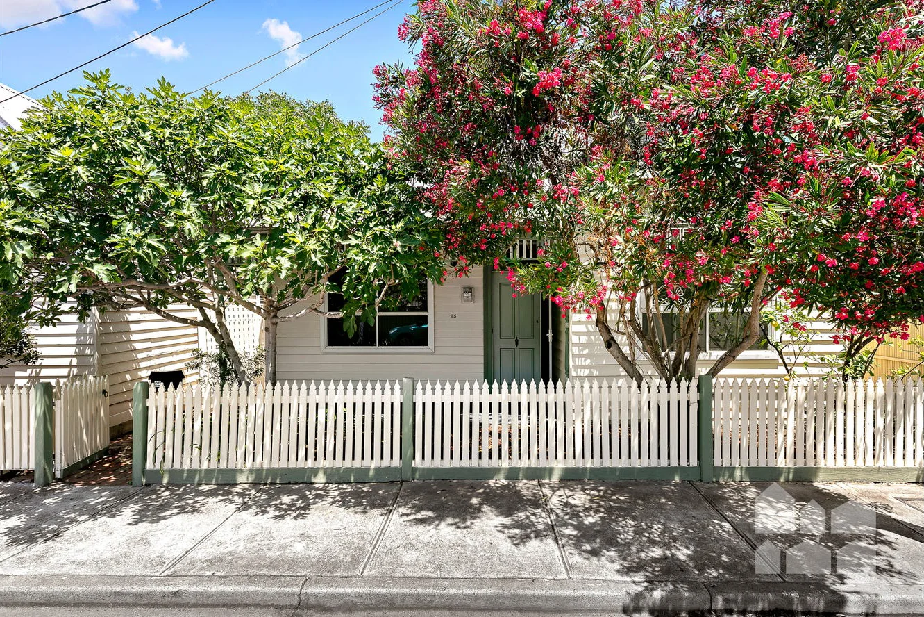 25 Rennie Street, Seddon VIC 3011