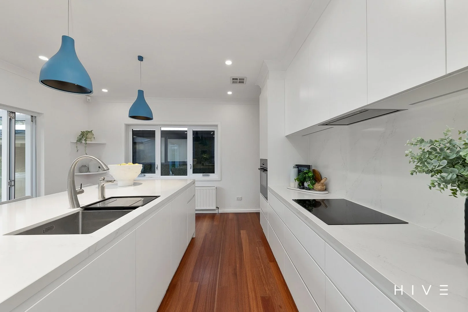25 Macartney Crescent, Deakin ACT 2600 photo 5