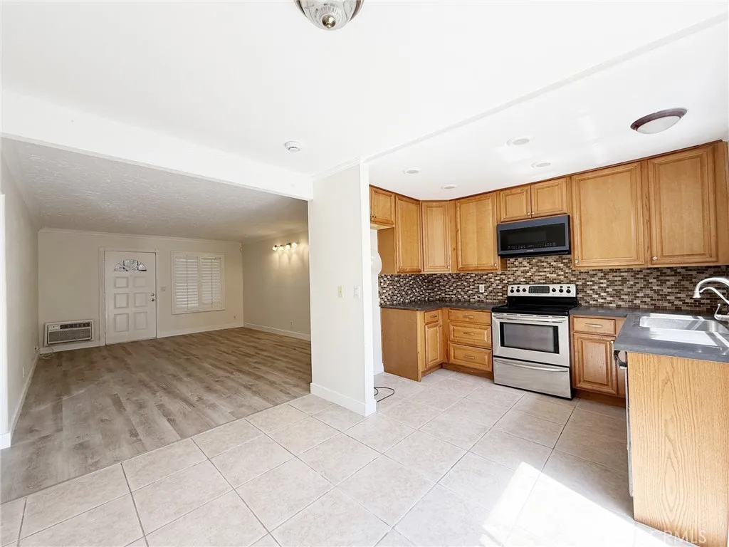 Additional image 29 of 231 Springview, Irvine, CA 92620