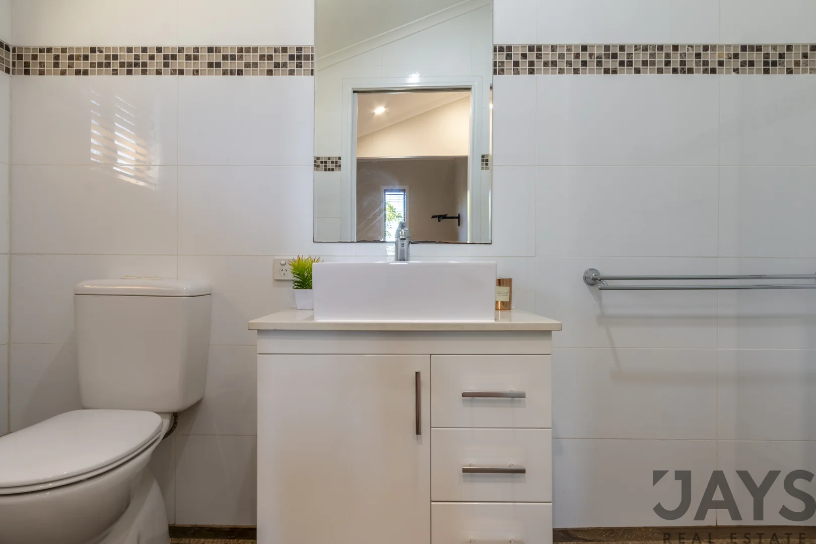 Additional image 11 of 147 Simpson Street, Mount Isa QLD 4825
