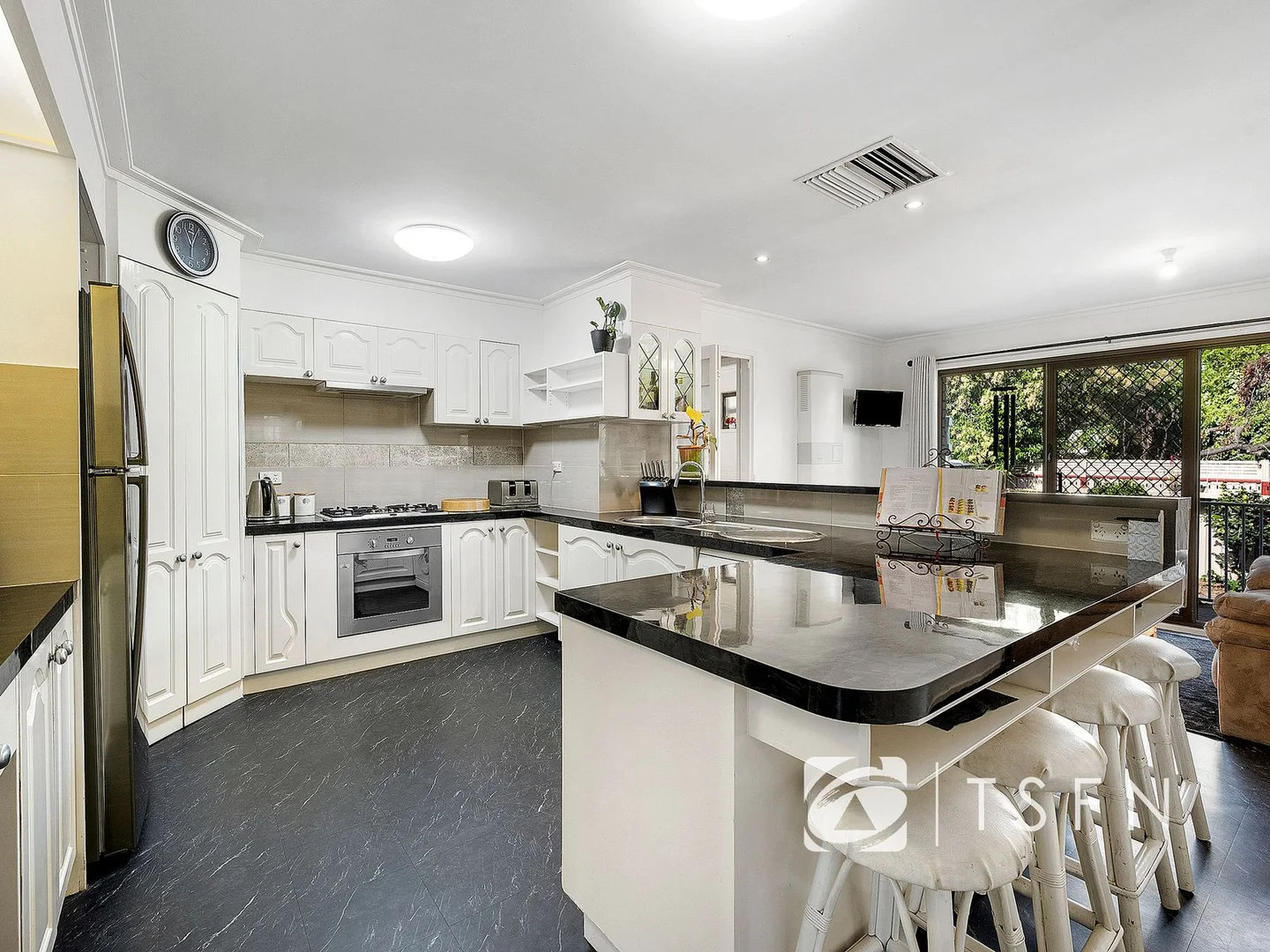 Additional image 4 of 12 Cheriton Drive, Strathdale VIC 3550