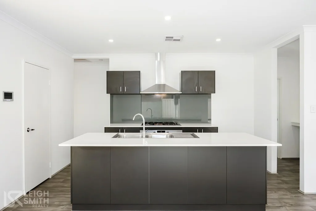 Additional image 3 of 76 Greenpoint Way, Hilbert WA 6112