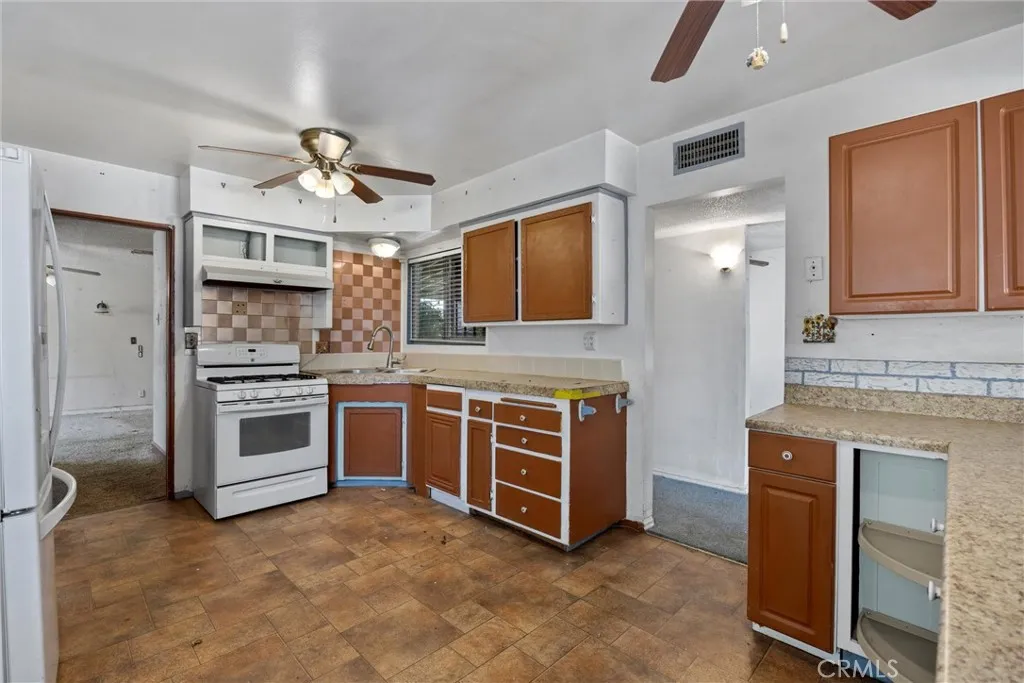 Additional image 35 of 205 Suzanne Lane, Taft, CA 93268