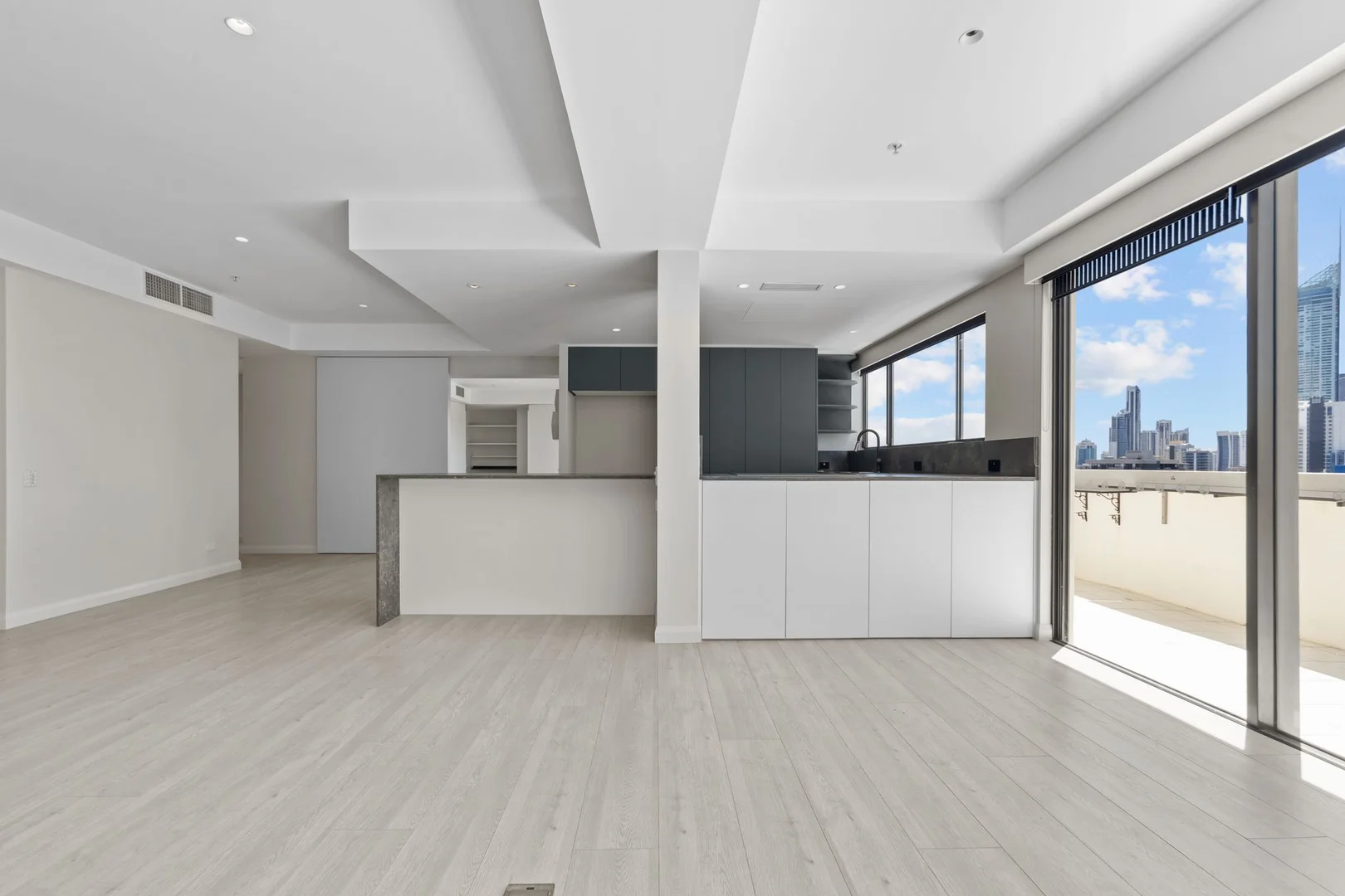 Additional image 23 of 1402/2865 Gold Coast Highway, Surfers Paradise QLD 4217