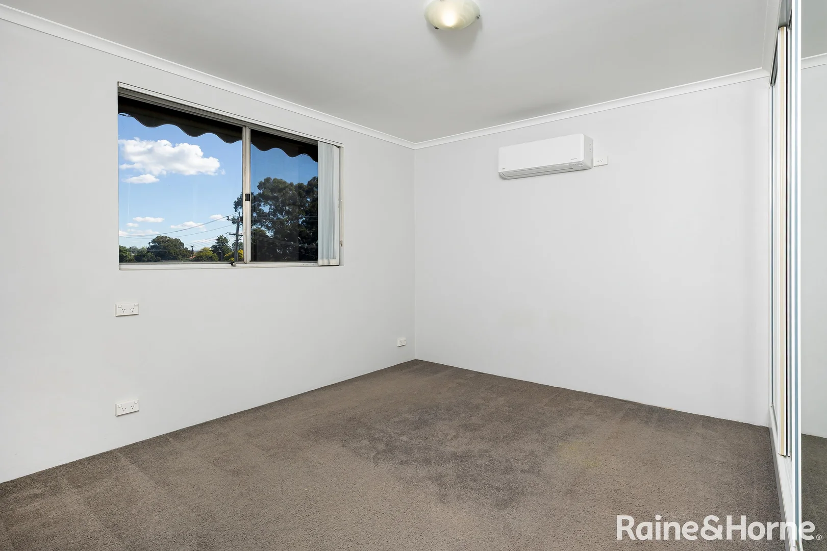 Additional image 7 of 4/14 Small Street, Wagga Wagga NSW 2650