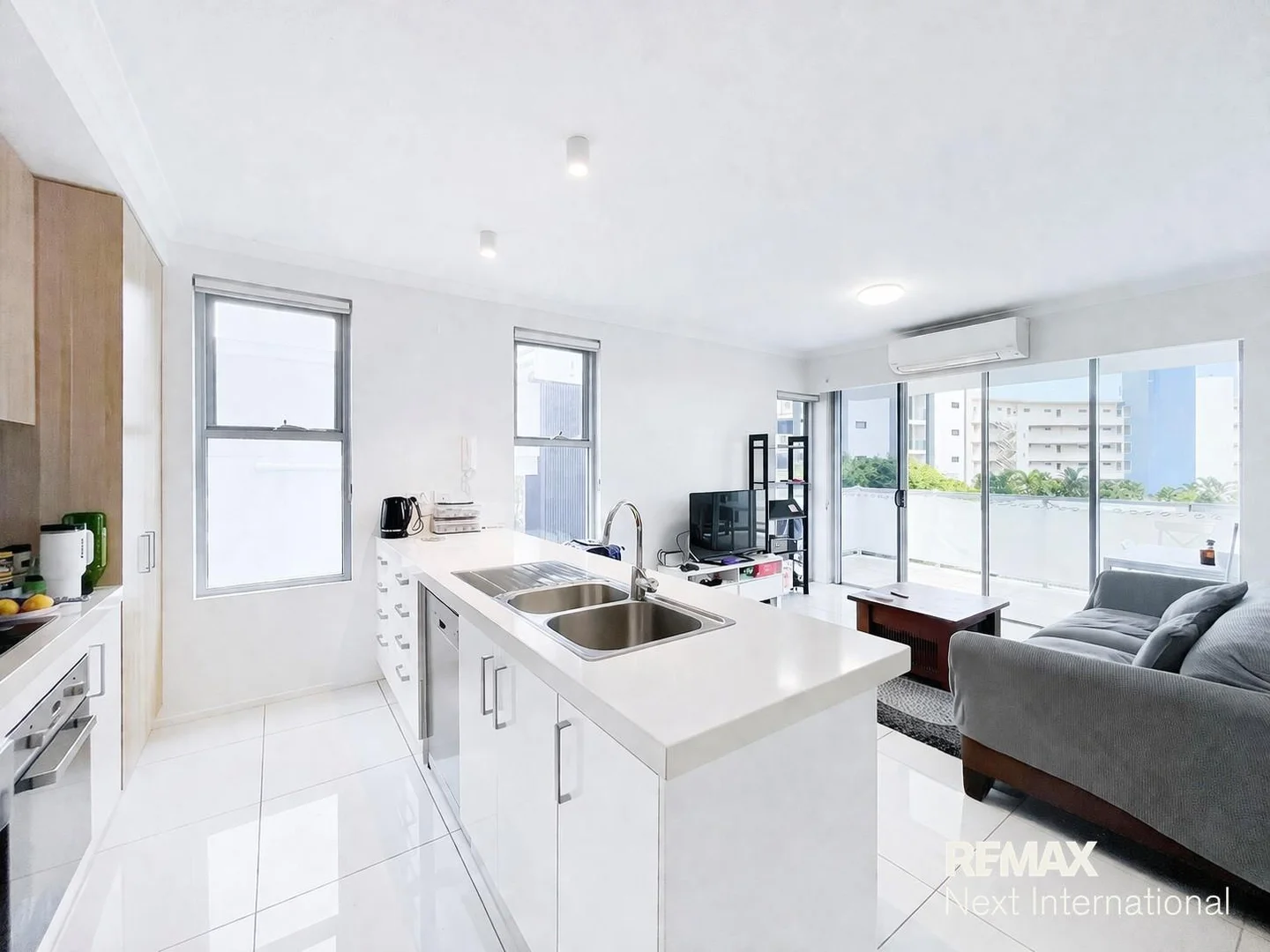 Additional image 2 of 305/8 Norman Street, Southport QLD 4215