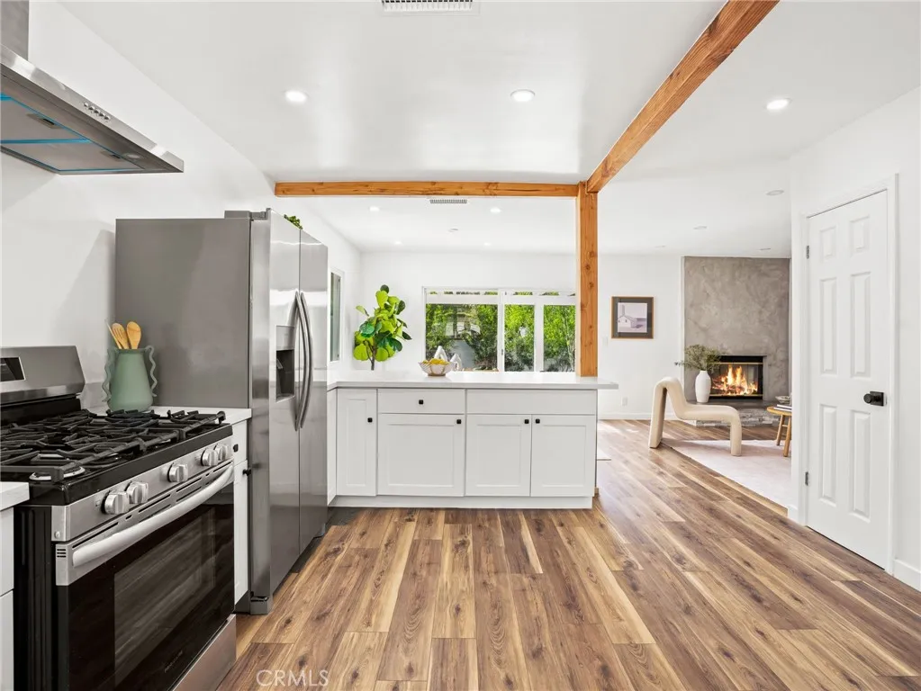 Additional image 57 of 5141 Don Pio Drive, Woodland Hills, CA 91364