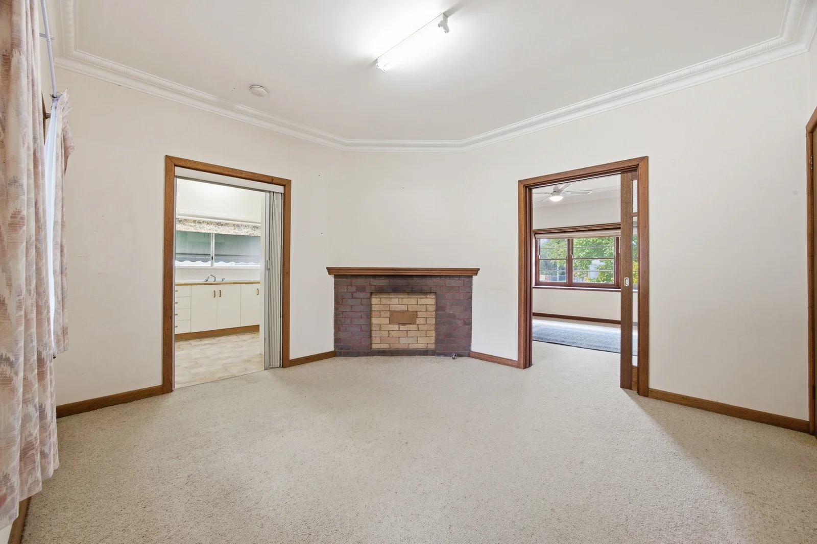 Additional image 15 of 17 Mont Street, Yass NSW 2582