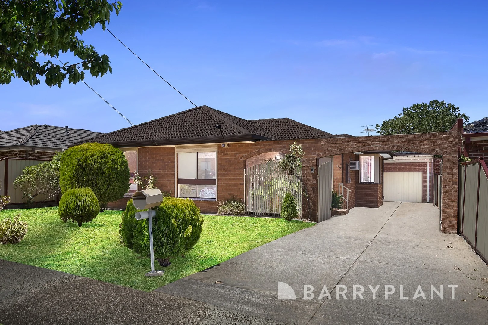 82 Leonard Avenue, St Albans VIC 3021