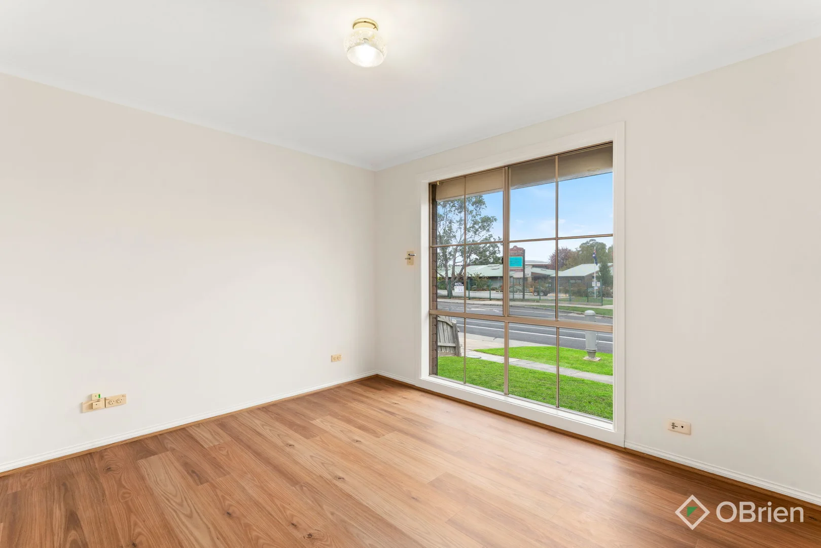 Additional image 6 of 1/39 Bemersyde Drive, Berwick VIC 3806