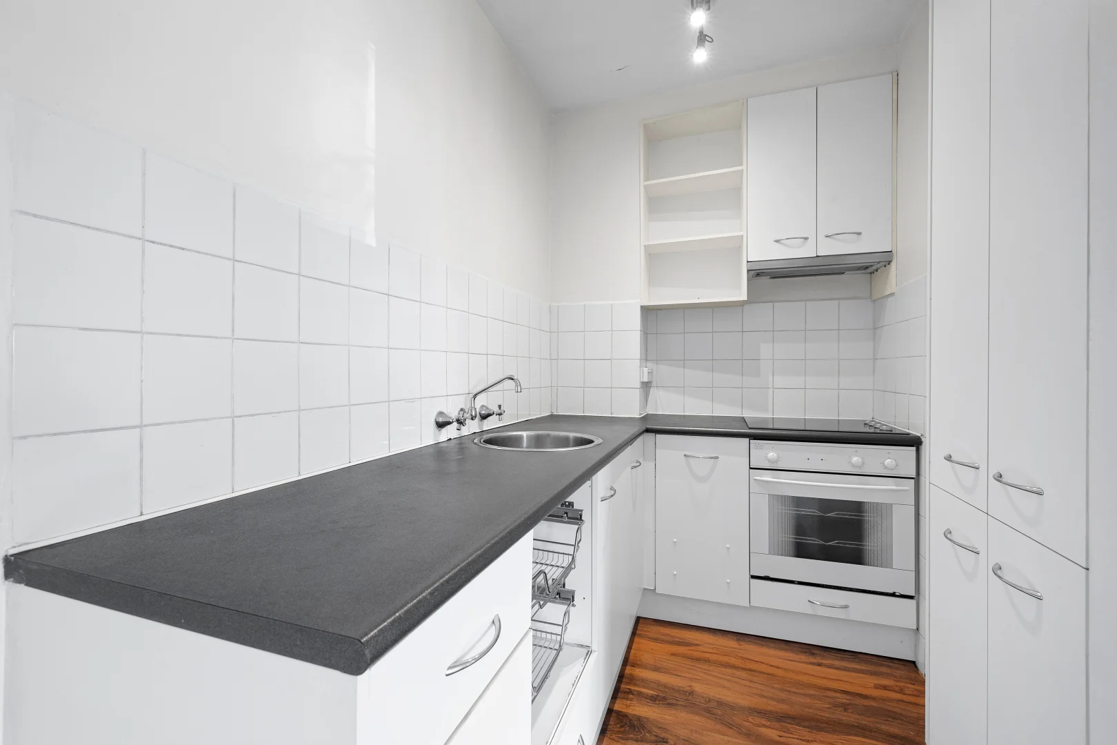 Additional image 3 of 1/14 Osborne Avenue, Glen Iris VIC 3146