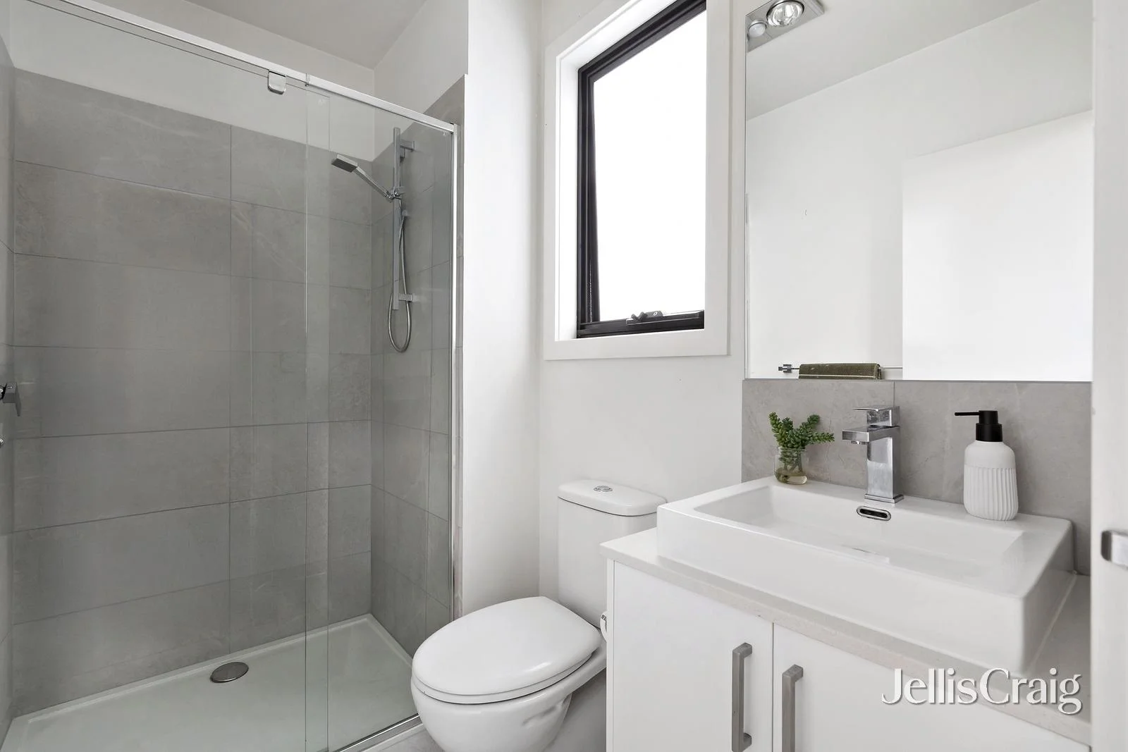 Additional image 8 of 7/103 Sussex Street, Pascoe Vale VIC 3044