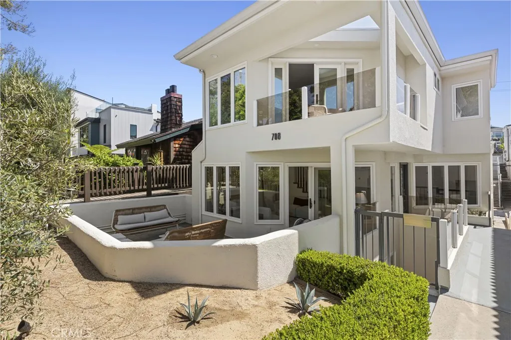 Additional image 2 of 708 Iris Avenue Unit A, Corona Del Mar, CA 92625