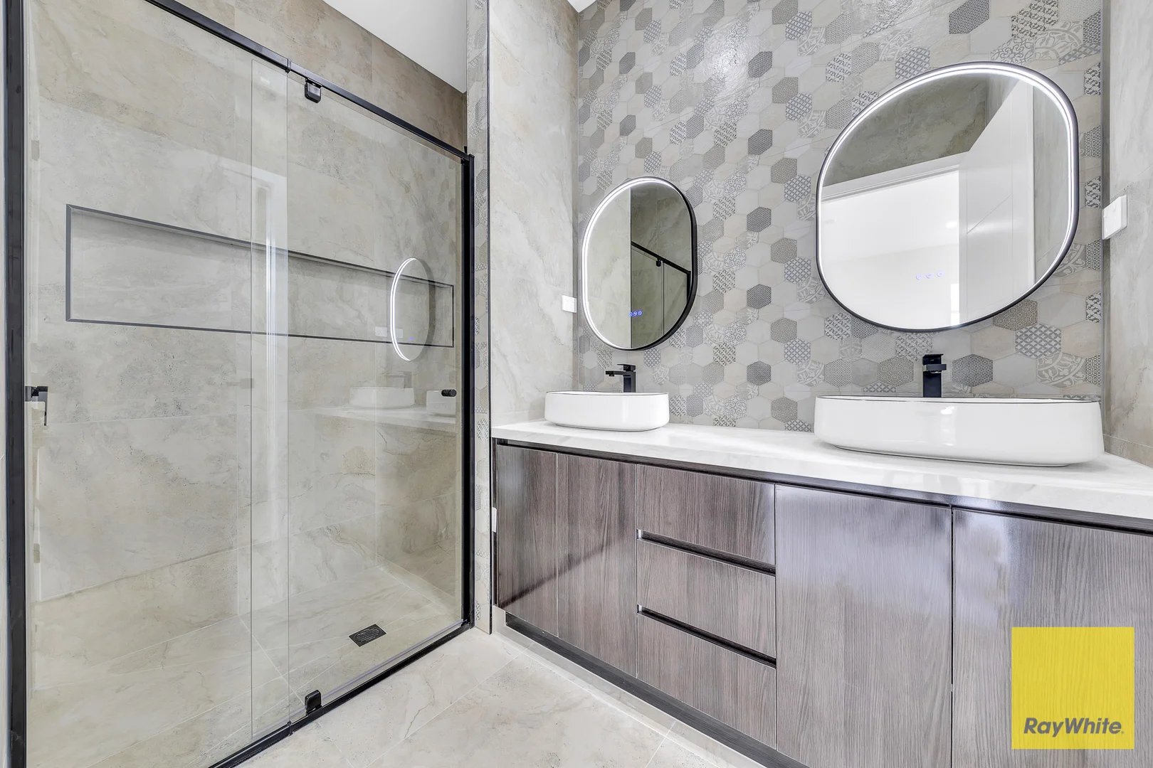 Additional image 18 of 2 Cookson Way, Tarneit VIC 3029