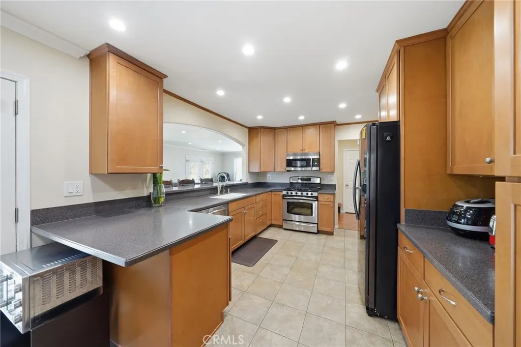 Additional image 43 of 177 N Evelyn Dr, Anaheim, CA 92805