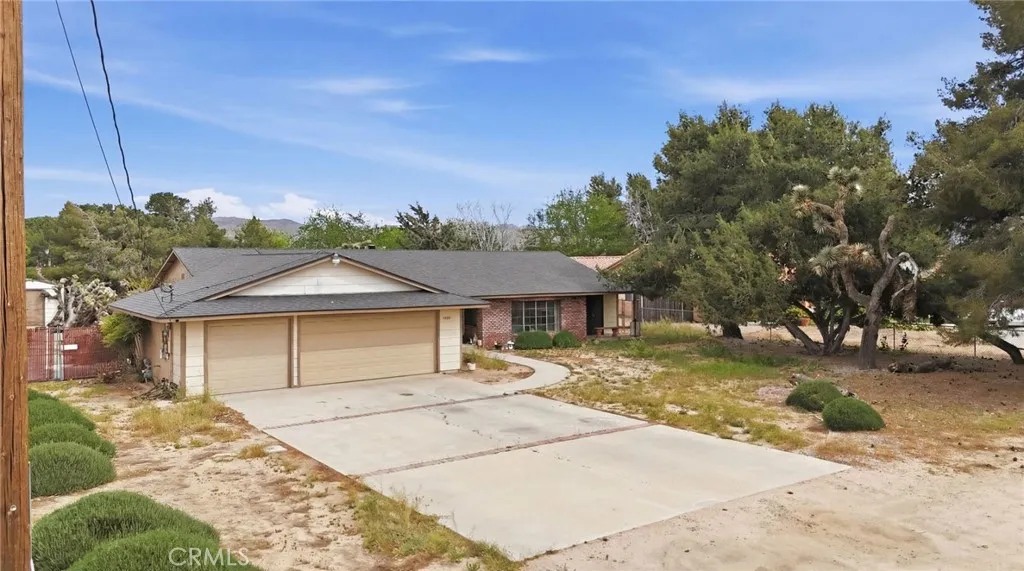 7589 Glider Ave, Hesperia, CA 92345 photo 5