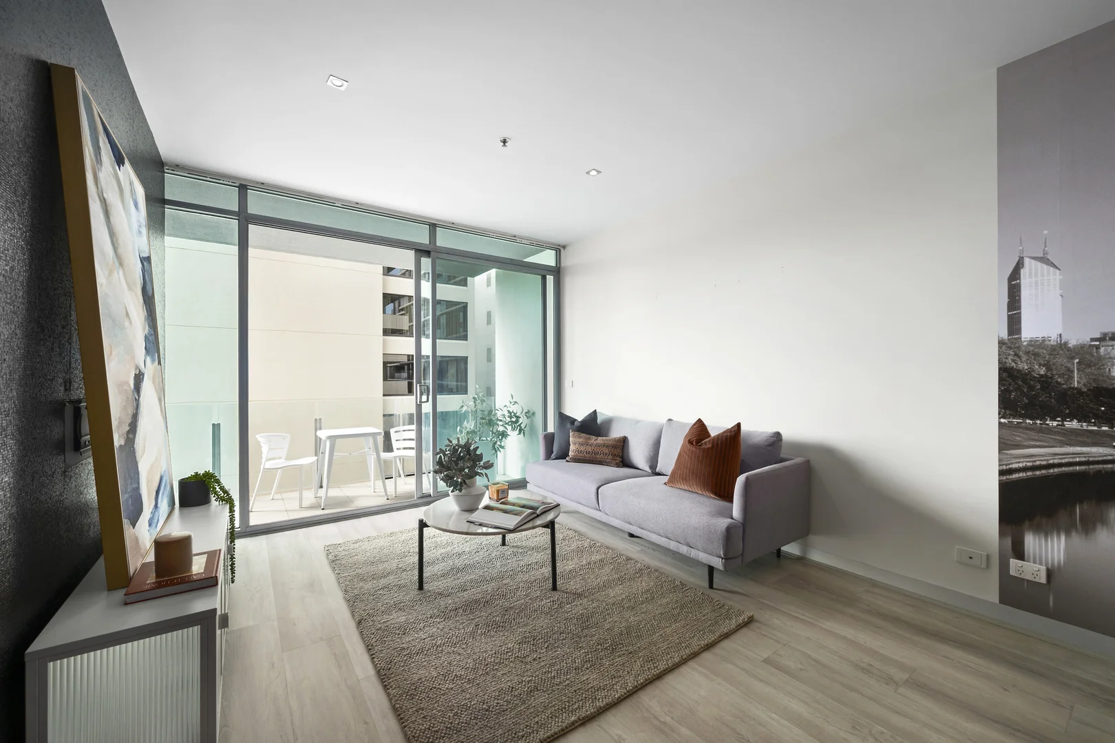 Additional image 2 of 607/1 Roy Street, Melbourne VIC 3004