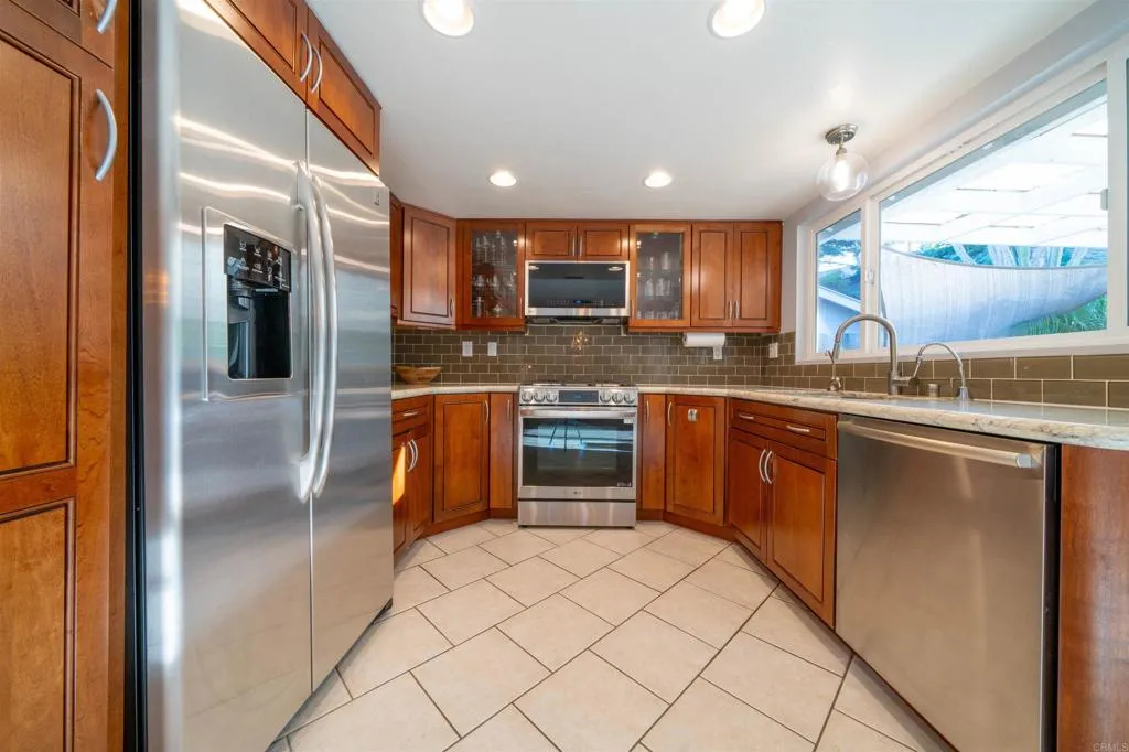 Additional image 62 of 3876 Mount Albertine Avenue, San Diego, CA 92111