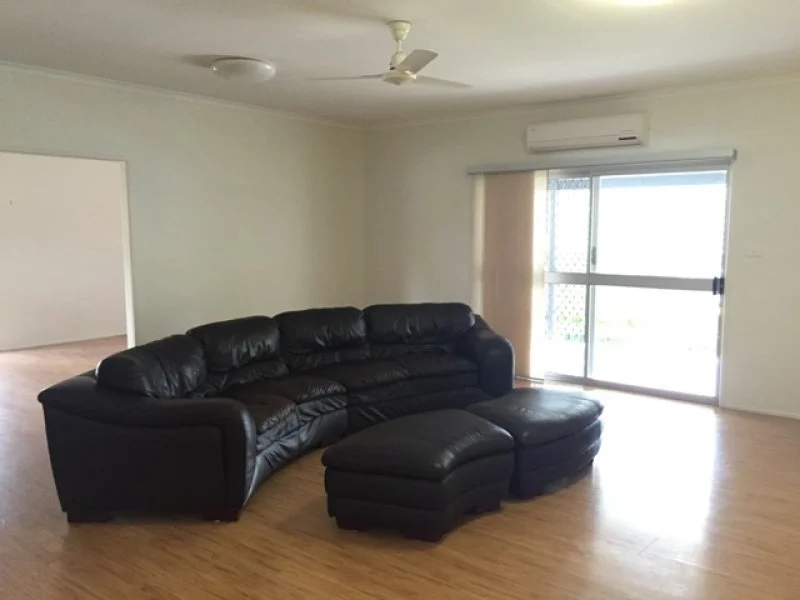 Additional image 15 of 30 Mellish Crescent, Emerald QLD 4720