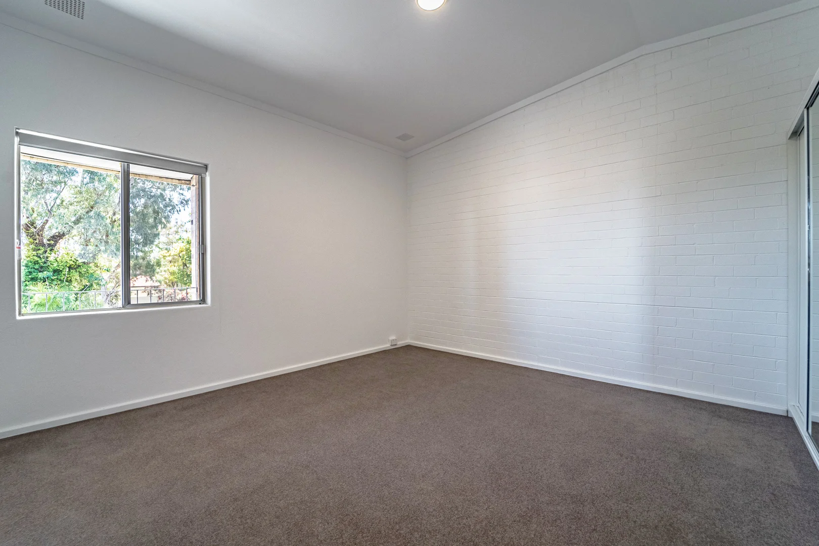 2/77 Matheson Rd, Applecross WA 6153 photo 5
