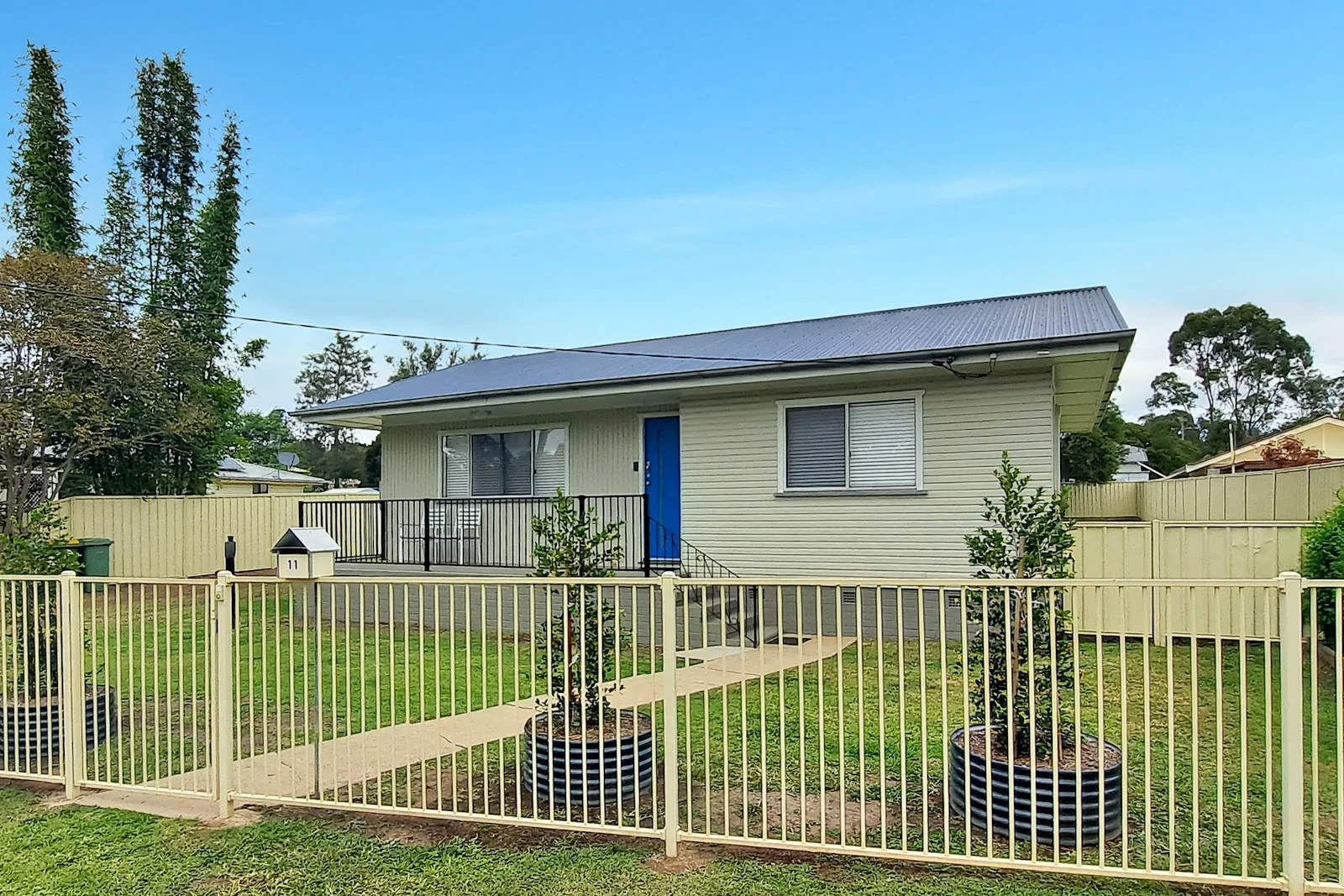 11 Gleeson Street, Crows Nest QLD 4355