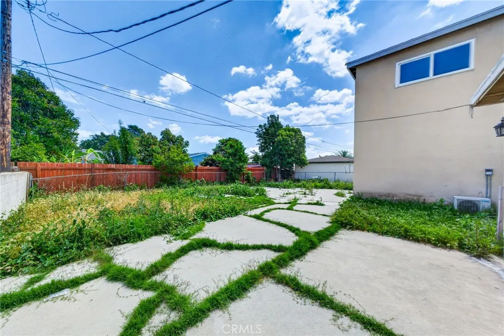 Additional image 9 of 1118 S Exmoor Ave, Compton, CA 90220